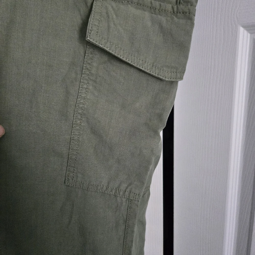 NWT Sonoma Wide Leg Cargo Pants - Picture 2 of 4